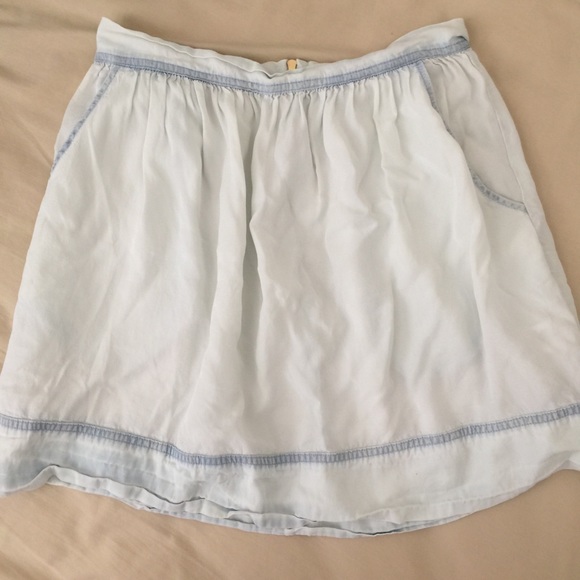 Cute Flowy Skirt - Picture 1 of 4